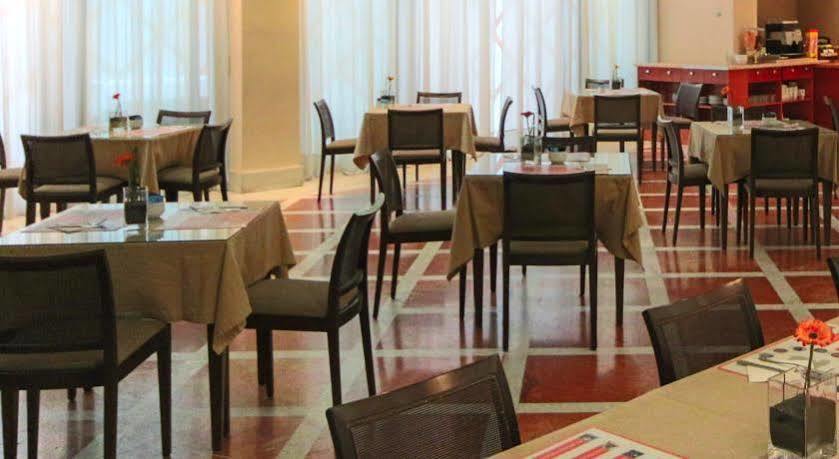 Th Boadilla Hotel Boadilla del Monte Luaran gambar